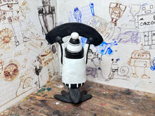 Load image into Gallery viewer, Notts County magpie home 2024 kit with woolly hat & scarf