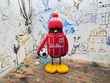 Load image into Gallery viewer, Nottingham Forest 2025/26 penguin with woolly hat & ball