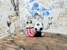 Load image into Gallery viewer, Sheffield united football snail kit 2025 home kit