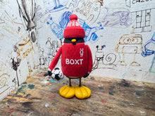 Load image into Gallery viewer, Nottingham Forest 2021/22 penguin with woolly hat & ball