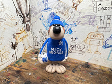 Load image into Gallery viewer, Peterborough United Gromit 2026/27 shirt with woolly hat