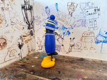 Load image into Gallery viewer, Leicester City penguin 1994/96 shirt with woolly hat