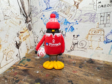 Load image into Gallery viewer, Nottingham Forest 1998 penguin with woolly hat & ball