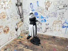 Load image into Gallery viewer, Notts County magpie home 2017 kit with woolly hat