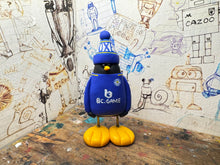 Load image into Gallery viewer, Leicester City penguin 2024/25 shirt with woolly hat