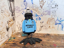 Load image into Gallery viewer, Notts County magpie retro kit 1989 away with woolly hat