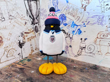 Load image into Gallery viewer, England penguins 1996 shirt with woolly hat