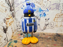 Load image into Gallery viewer, Sheffield Wednesday penguin 1993 shirt with woolly hat