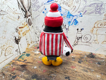 Load image into Gallery viewer, Sheffield United penguin 1994/95 with football and woolly hat