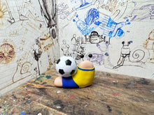 Load image into Gallery viewer, Mansfield town football snail kit 2025 home kit