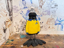 Load image into Gallery viewer, Notts County magpie retro kit 1978 away with woolly hat