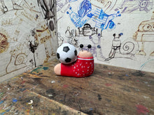 Load image into Gallery viewer, Liverpool football snail kit 1990 home kit