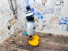 Load image into Gallery viewer, Tottenham Hotspurs penguin 1994 shirt with woolly hat