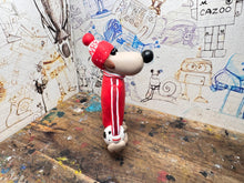 Load image into Gallery viewer, Wrexham Gromit 2026/27 shirt with woolly hat