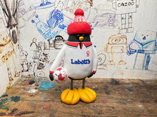 Load image into Gallery viewer, Nottingham Forest penguin 1992/93 away shirt with woolly hat & ball