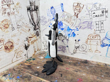 Load image into Gallery viewer, Notts County magpie home 1978 kit with woolly hat & scarf