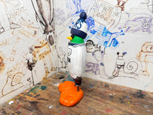 Load image into Gallery viewer, Tottenham Hotspurs duck 1993/95 shirt with shorts & woolly hat