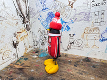 Load image into Gallery viewer, Nottingham Forest 1996 penguin with woolly hat & ball