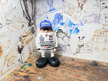 Load image into Gallery viewer, David Coulthard 2001 toonie driver