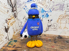 Load image into Gallery viewer, Ipswich town Penguin 1999/01 shirt with woolly hat