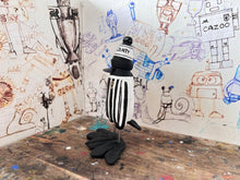 Load image into Gallery viewer, Notts County magpie home without sponsor 2024 kit with woolly hat