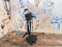 Load image into Gallery viewer, Notts County magpie kit 2016 with woolly hat kit