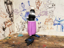 Load image into Gallery viewer, Notts County magpie 2023 away kit with woolly hat