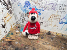 Load image into Gallery viewer, Nottingham Forest Gromit 2026/27 shirt with woolly hat
