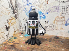 Load image into Gallery viewer, Notts County magpie home 2025/26 shirt medal and on the back league two play-off winners 2026 &amp; ball
