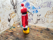 Load image into Gallery viewer, Nottingham Forest 2021/22 penguin with woolly hat &amp; ball
