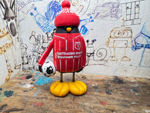 Load image into Gallery viewer, Nottingham Forest 2025/26 European shirt penguin with woolly hat &amp; ball

