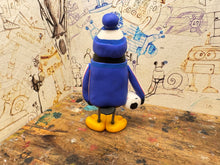 Load image into Gallery viewer, Ipswich town Penguin 1999/01 shirt with woolly hat
