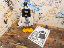 Load image into Gallery viewer, Derby County shirt 2026/27 penguin with ball &amp; woolly hat

