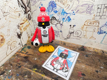 Load image into Gallery viewer, trading card Southampton penguin 1985 with football and woolly &amp; trading card

