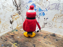 Load image into Gallery viewer, Nottingham Forest 2026/27 penguin with woolly hat &amp; ball
