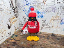 Load image into Gallery viewer, Nottingham Forest 1994/96 penguin with woolly hat &amp; ball
