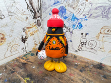 Load image into Gallery viewer, Nottingham Forest penguin goalkeeping shirt 1997 with woolly hat &amp; ball
