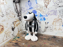 Load image into Gallery viewer, Newcastle United snoopy shirt 2025
