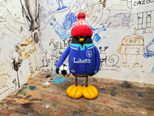 Load image into Gallery viewer, Nottingham Forest penguin 1994/95 away shirt with woolly hat &amp; ball

