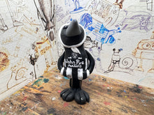 Load image into Gallery viewer, Notts County magpie with Hoody design
