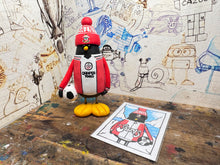 Load image into Gallery viewer, trading card Southampton penguin 1985 with football and woolly &amp; trading card
