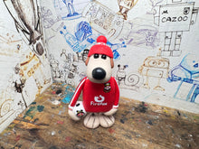 Load image into Gallery viewer, Wrexham Gromit 2026/27 shirt with woolly hat
