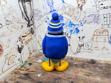 Load image into Gallery viewer, Leicester City penguin 1998 shirt with woolly hat
