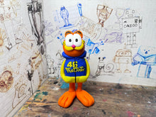 Load image into Gallery viewer, Garfield in his Valentino Rossi Hoody
