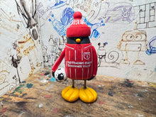 Load image into Gallery viewer, Nottingham Forest 2025/26 European shirt penguin with woolly hat &amp; ball
