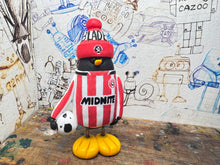 Load image into Gallery viewer, Sheffield united penguin 2025/26 with football and woolly hat
