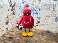 Load image into Gallery viewer, Nottingham Forest 2021/22 penguin with woolly hat &amp; ball
