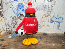 Load image into Gallery viewer, Nottingham Forest 2004 penguin with woolly hat &amp; ball
