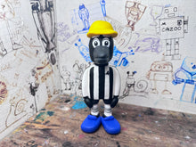 Load image into Gallery viewer, Notts County mascot magpie retro shirt 1978
