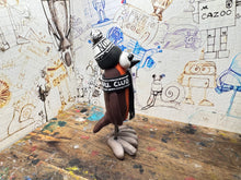 Load image into Gallery viewer, Notts County Robin scarf &amp; woolly hat
